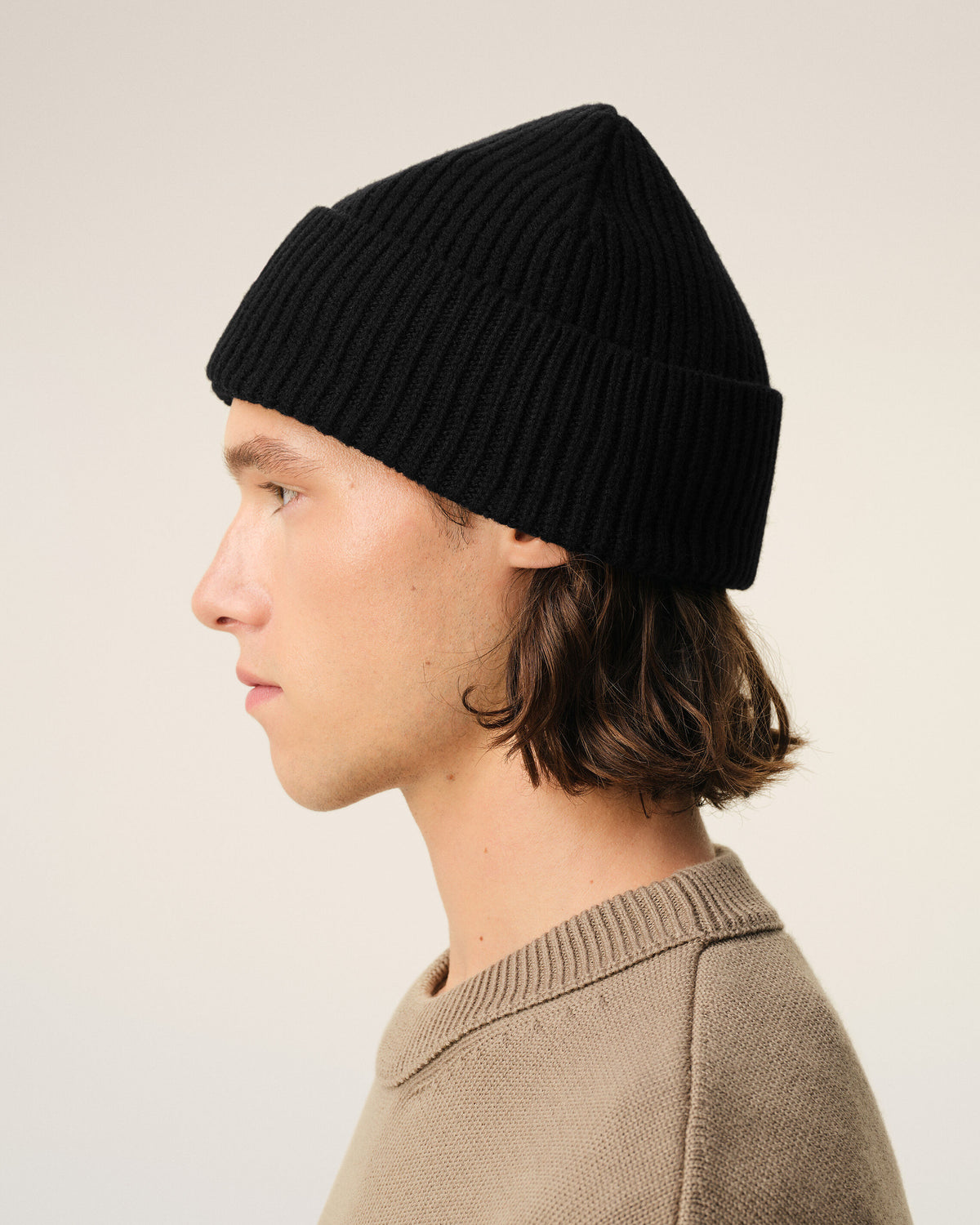 Ami de Coeur Beanie aus schwarzer Wolle - 5
