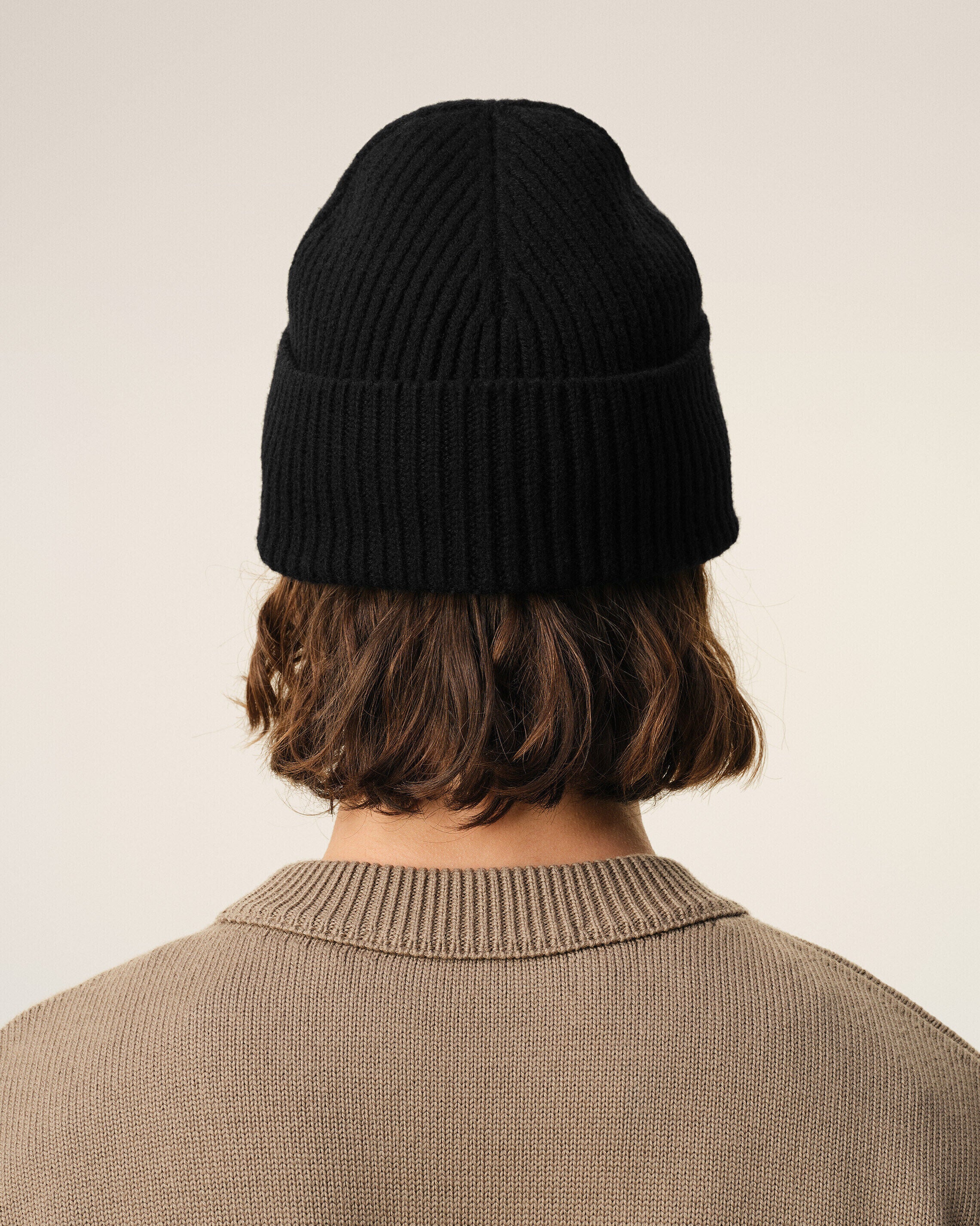 Black Wool Beanie With Ami De Coeur - 6