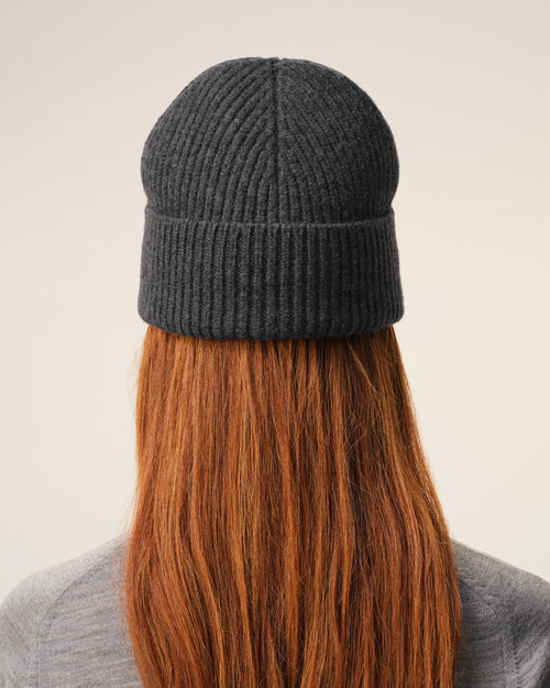 Grey Wool Beanie With Contrasted Ami De Coeur - 12 - Ami Paris