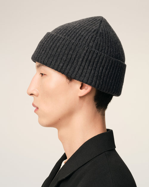 Grey Wool Beanie With Contrasted Ami De Coeur - 5 - Ami Paris