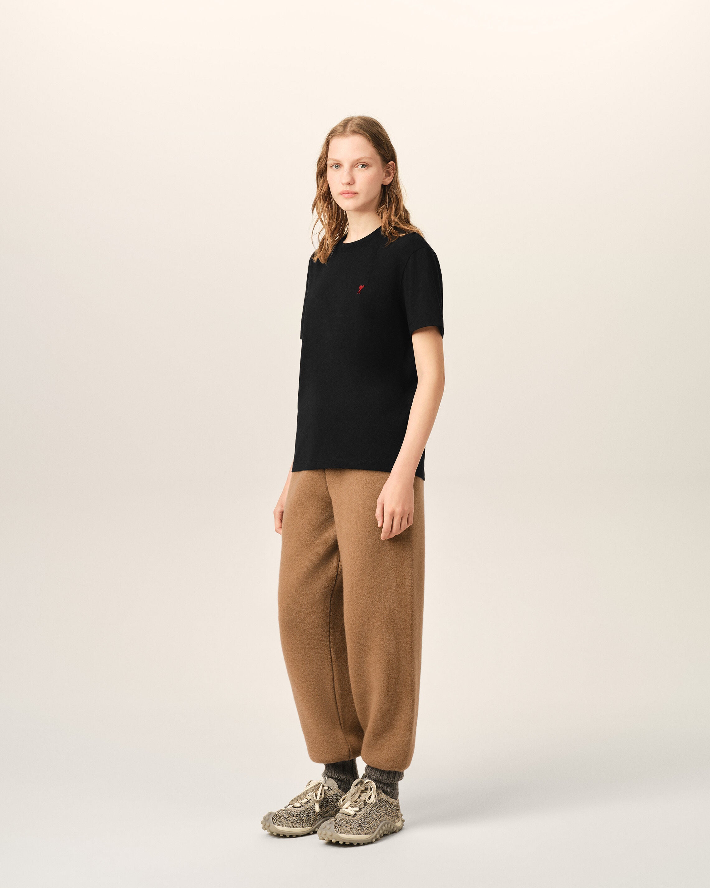 Black cotton t-shirt with Ami de Coeur  - 12