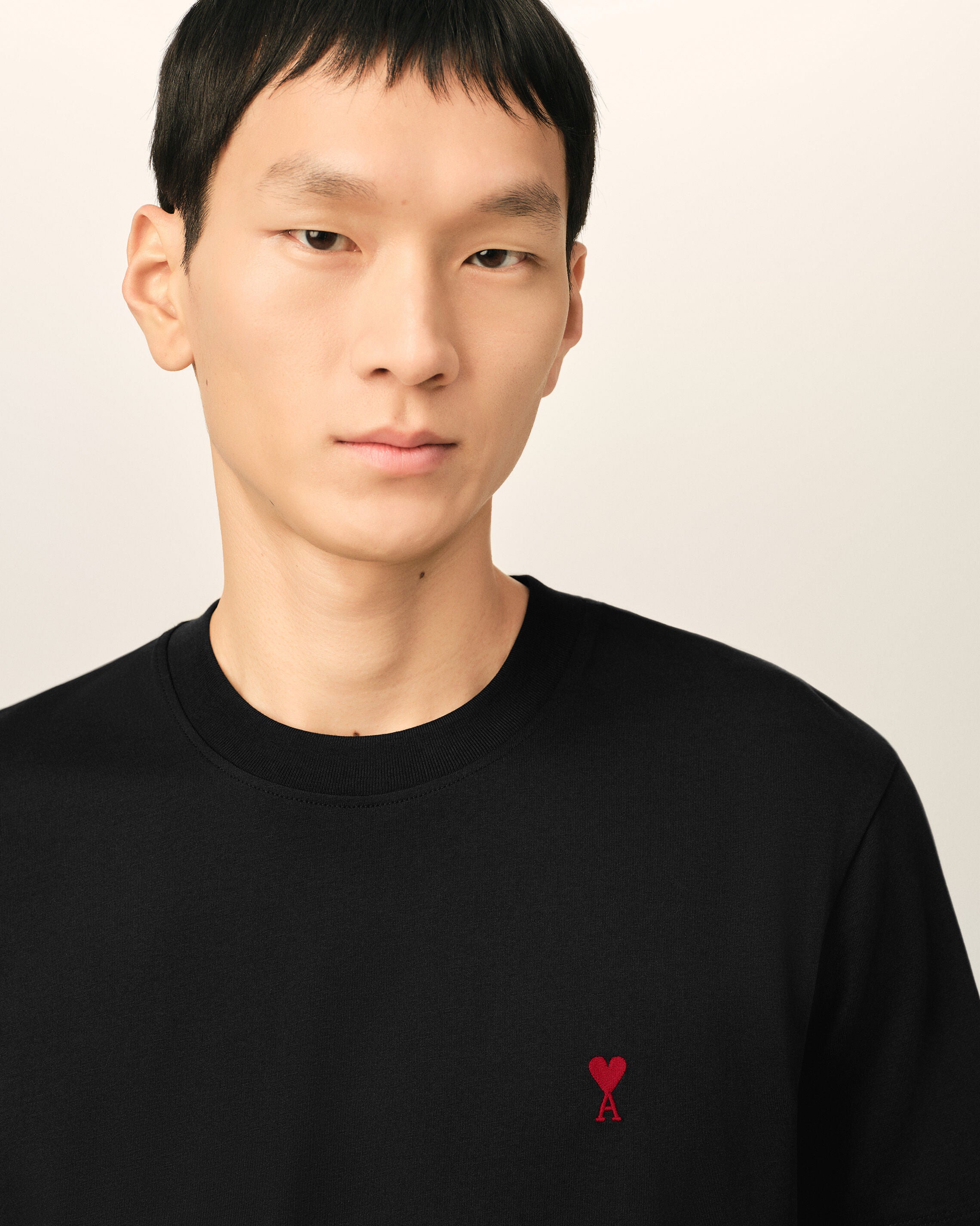 Black cotton t-shirt with Ami de Coeur  - 4