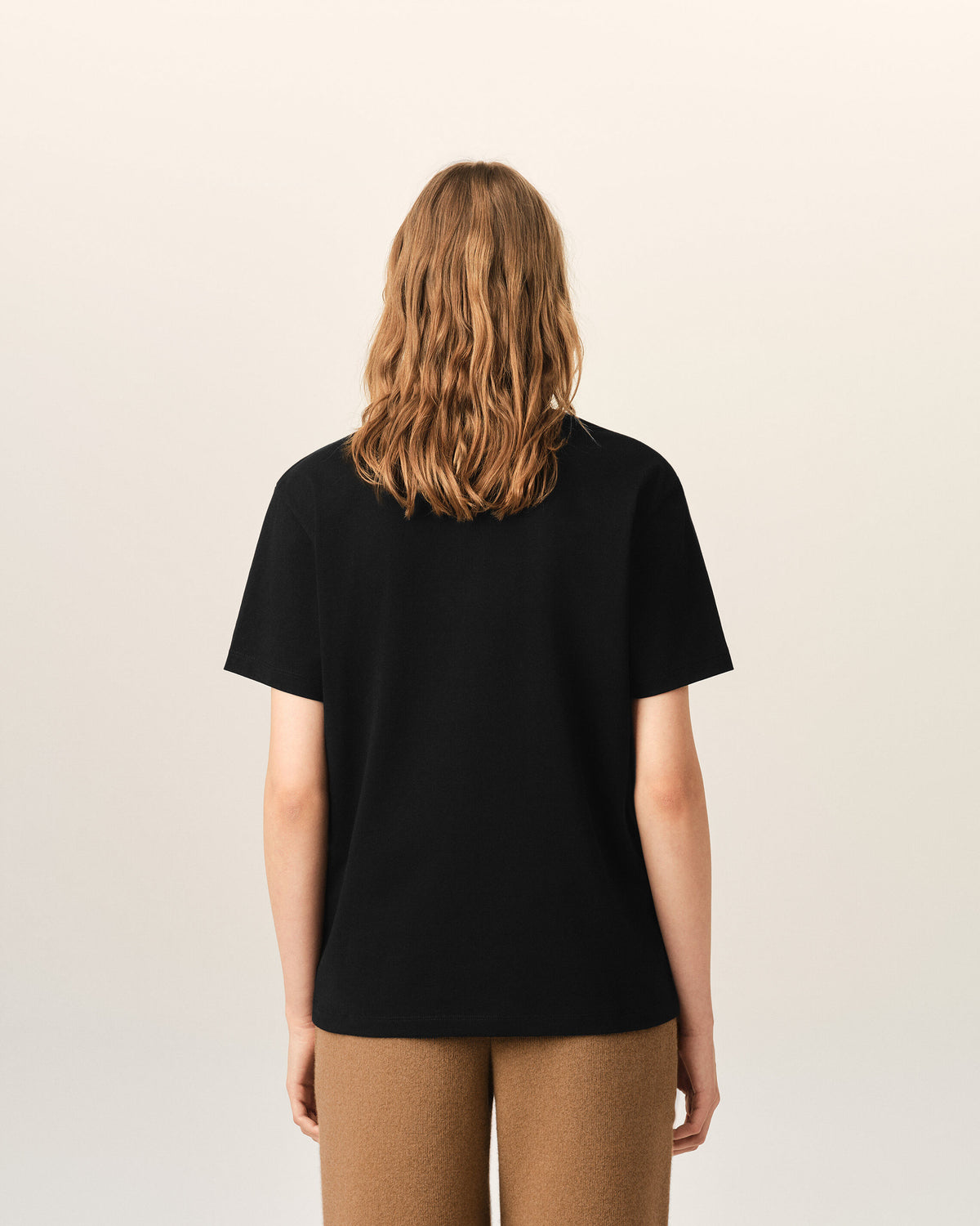 Black cotton t-shirt with Ami de Coeur  - 11