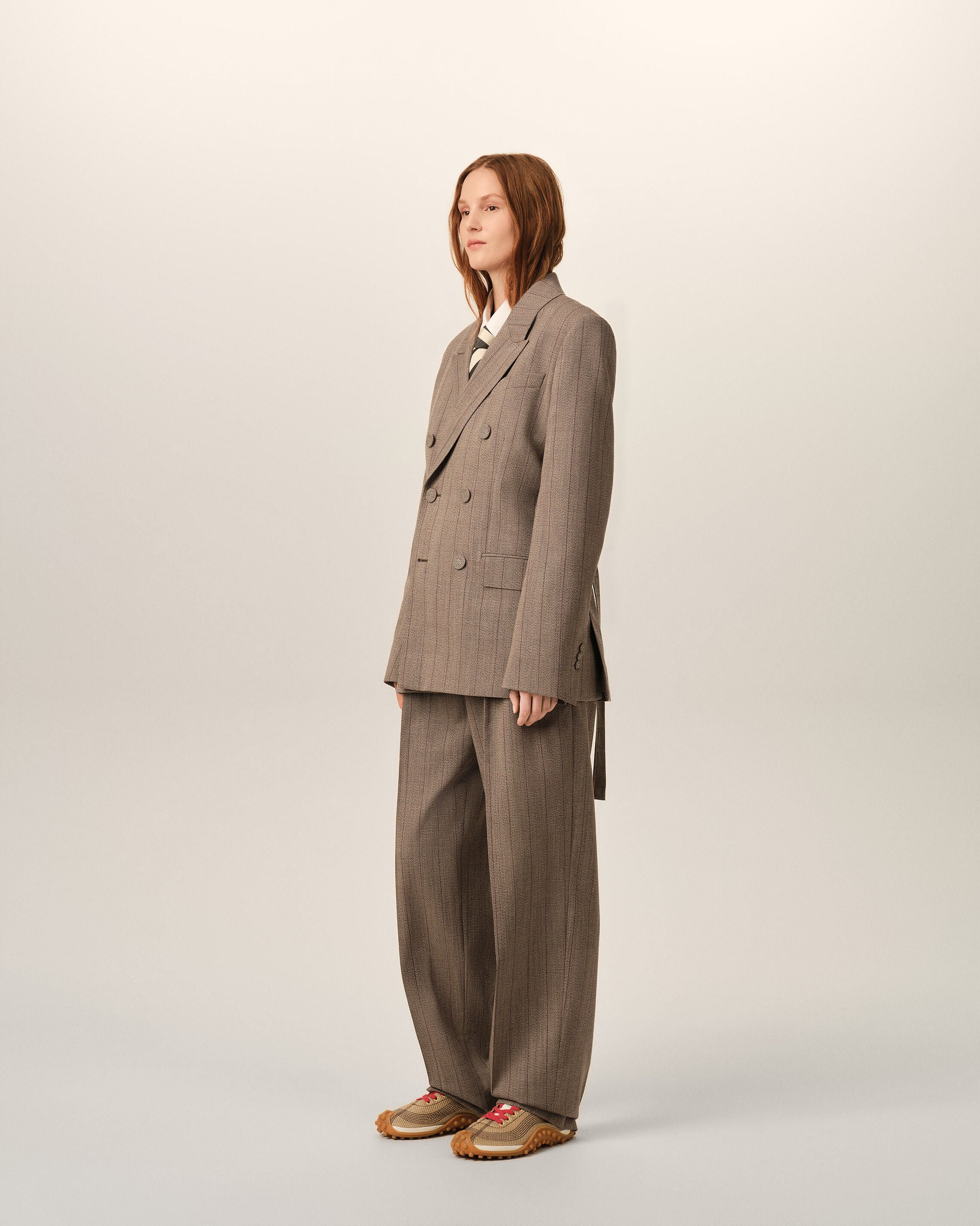 Gestreifter Blazer aus brauner Wolle mit doppelter Knopfleiste - 6