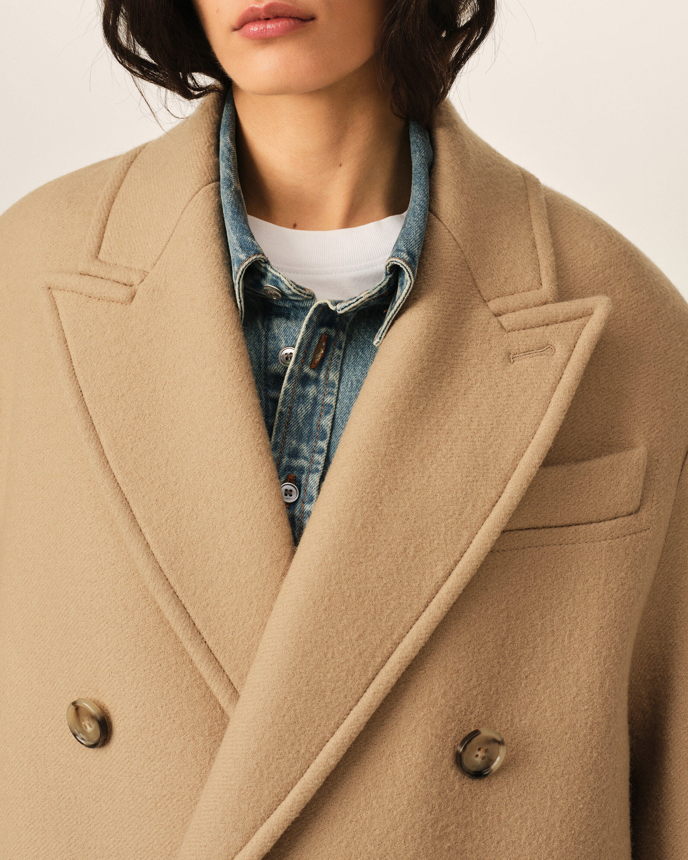Long beige double-breasted wool coat - 4