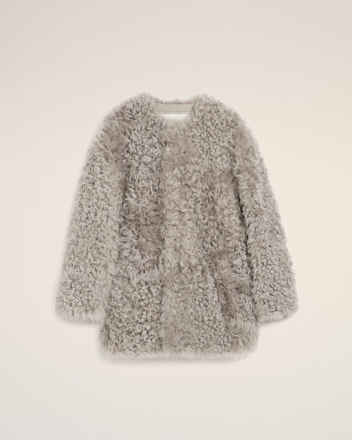 Kurzer Mantel aus grauem Shearling - 4 - Ami Paris