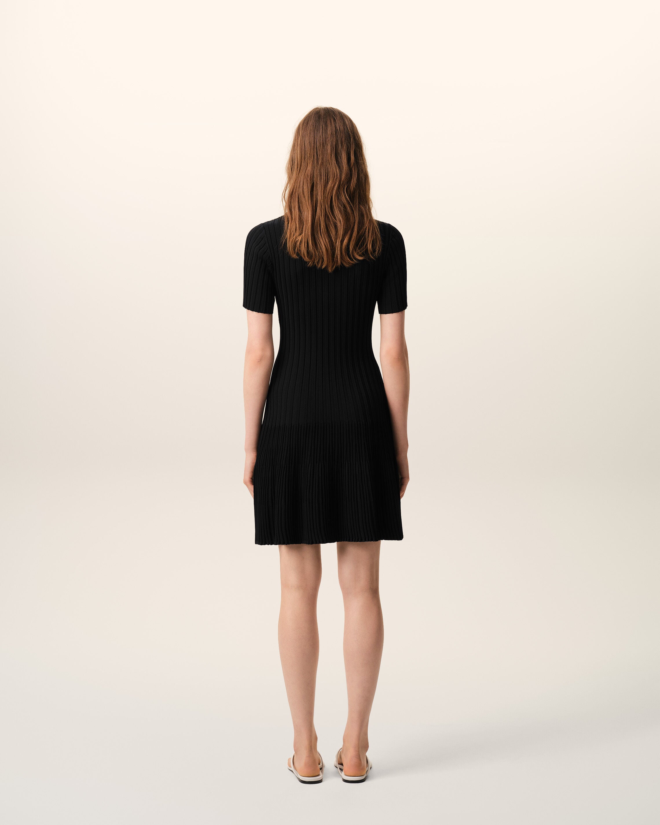 Robe Mini Noire A Godets en Maille - 5