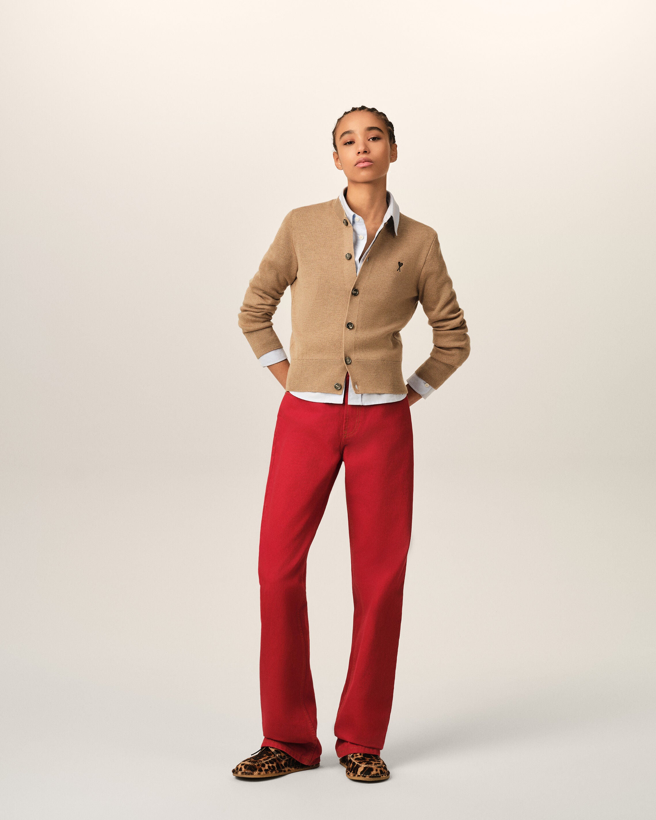 Cardigan beige col rond en laine Ami de Coeur - 3