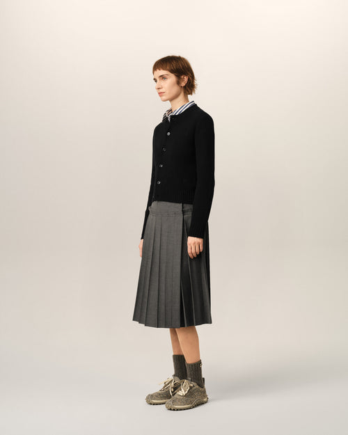 Ami de Coeur Cardigan aus schwarzem Kaschmir mit Rundhalsausschnitt - Damen - 6 - AMI Paris - Ami Paris