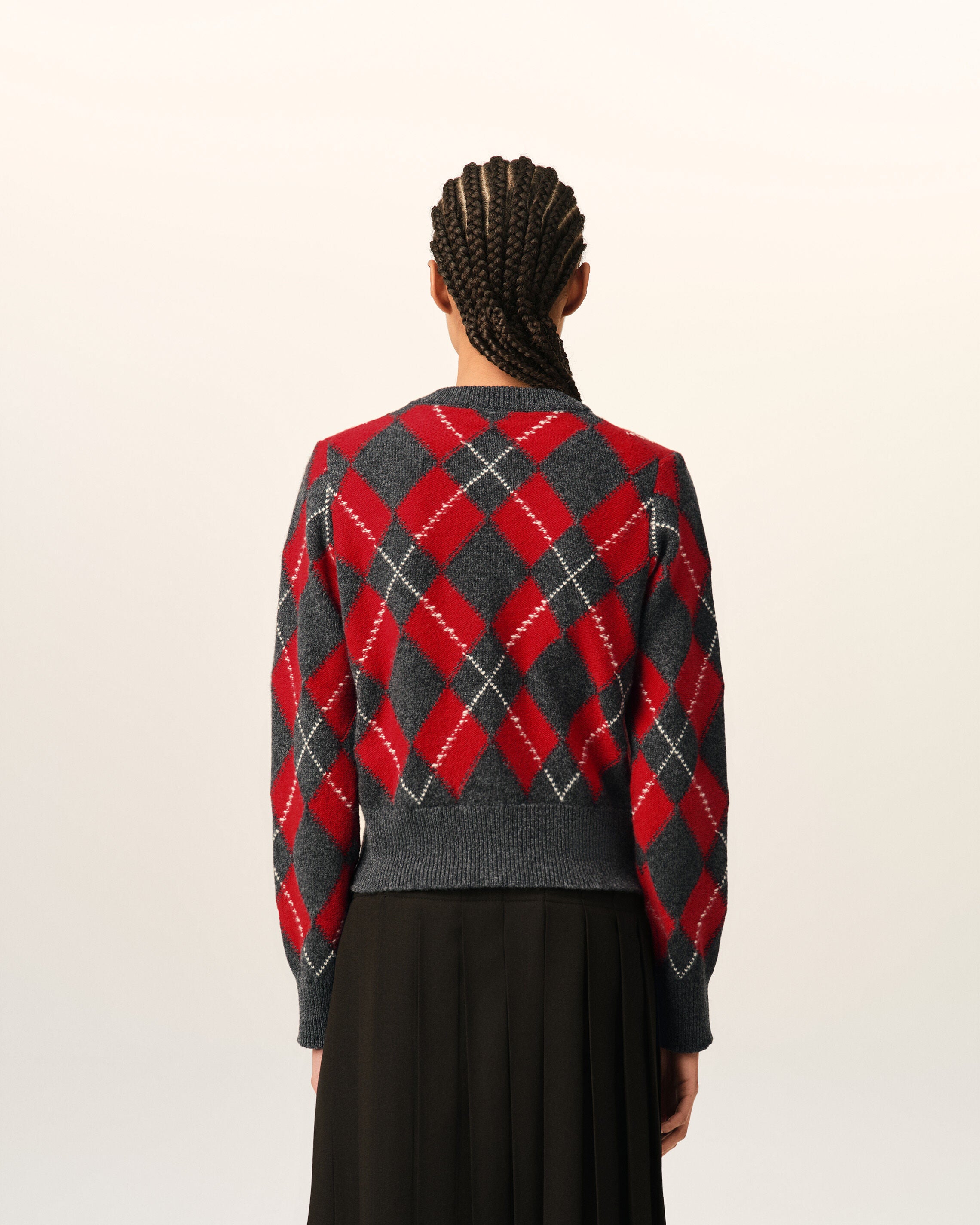 Grey wool cardigan in red argyle - 5