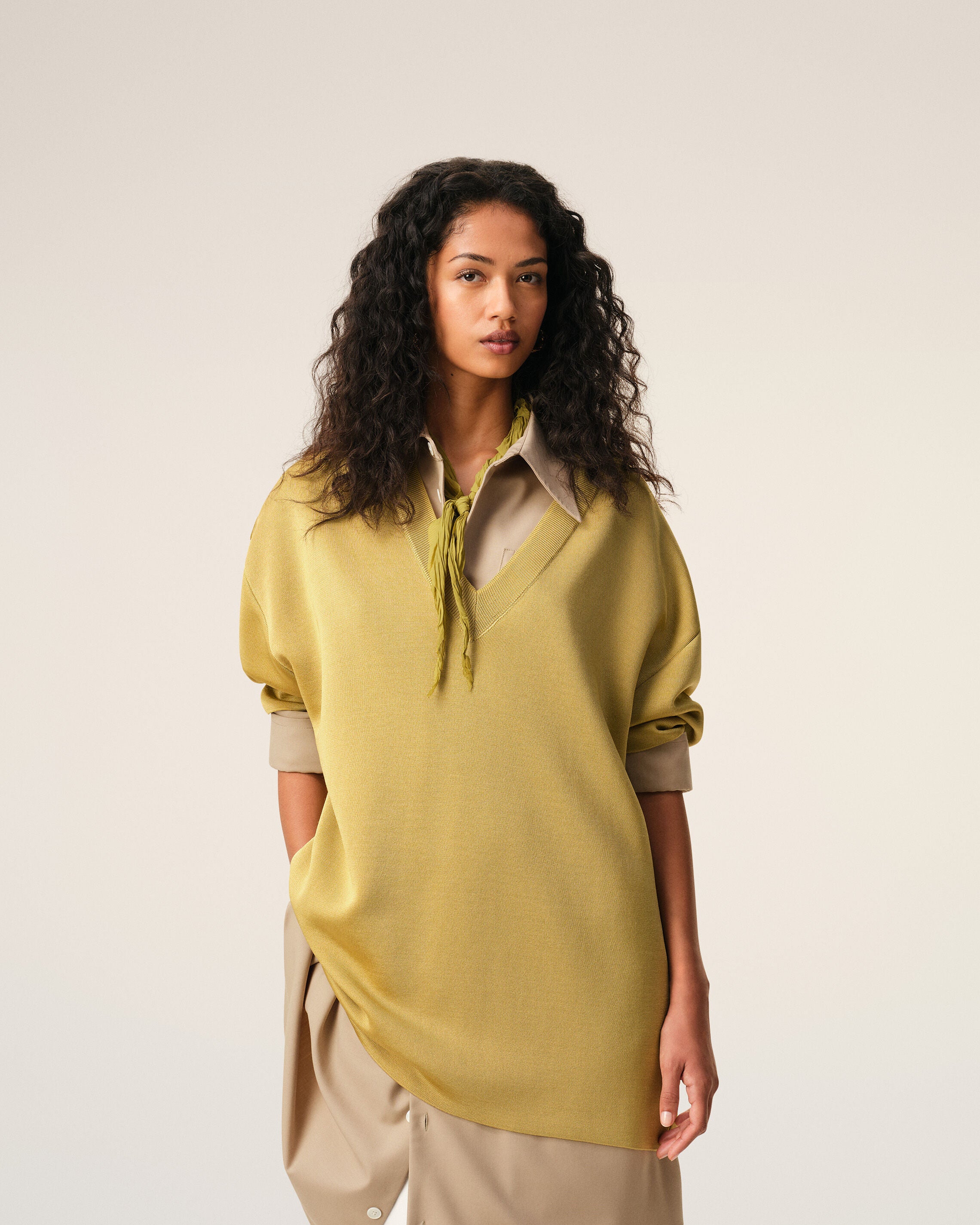 Yellow Wool Short Sleeves V Neck Sweater - 3