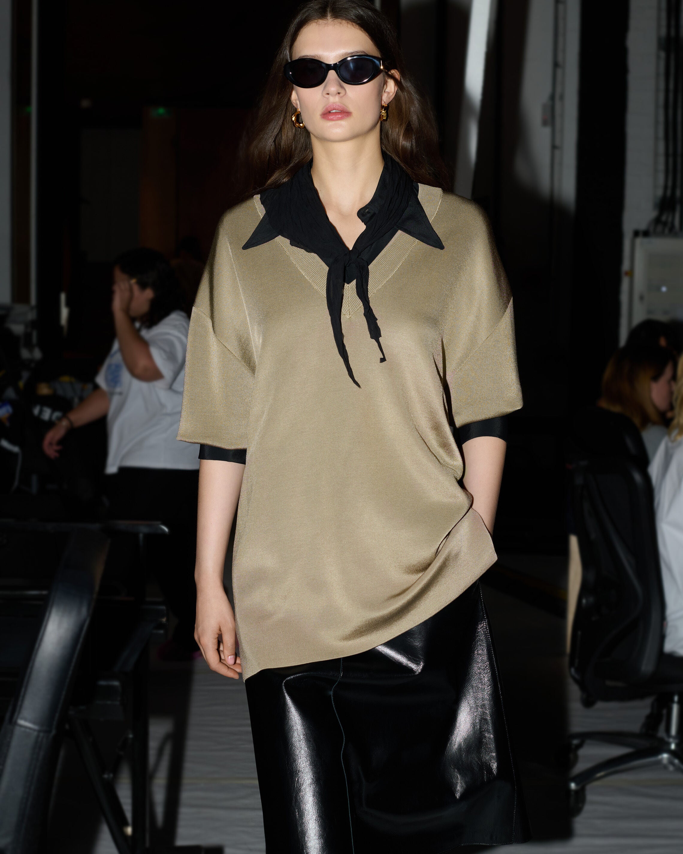 Beige Wool Short Sleeves V Neck Sweater - 7