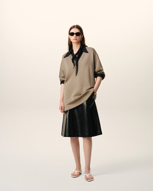                                 Beige Wool Short Sleeves V Neck Sweater - 3                             - Ami Paris