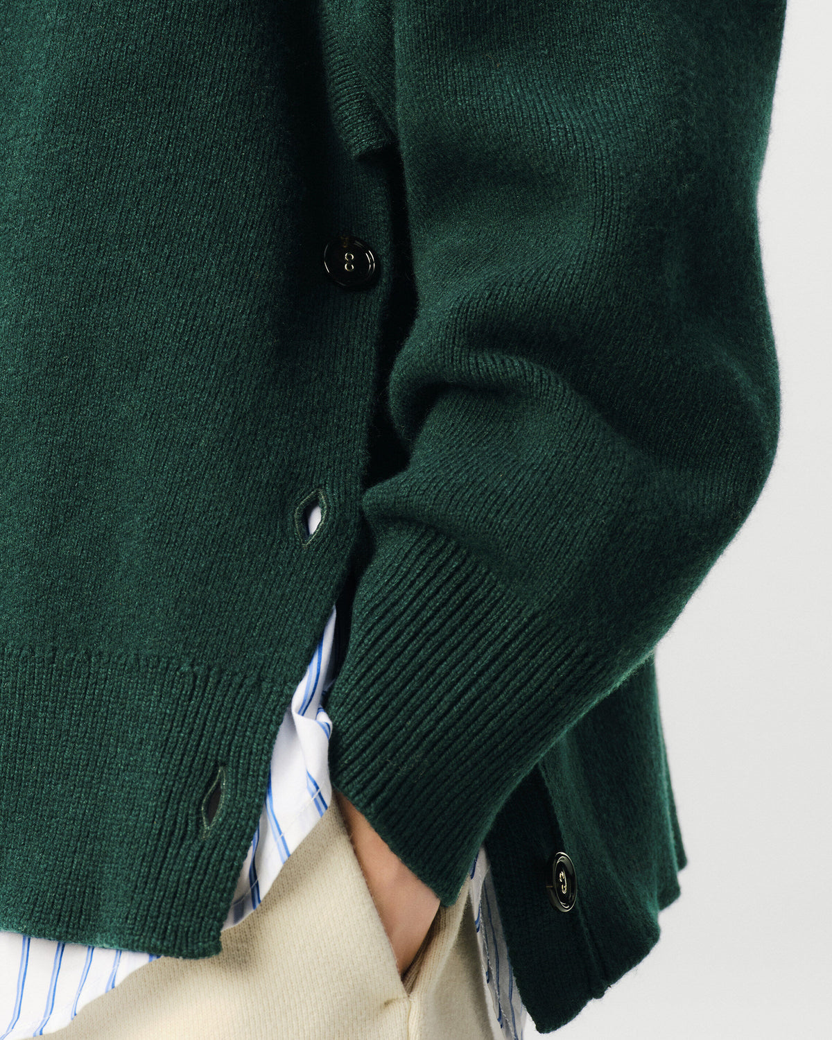 Pull vert boutonné en laine - 4