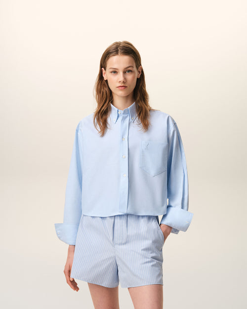 Blue cropped cotton shirt with embossed Ami de Coeur - Woman - 2 - AMI Paris - Ami Paris