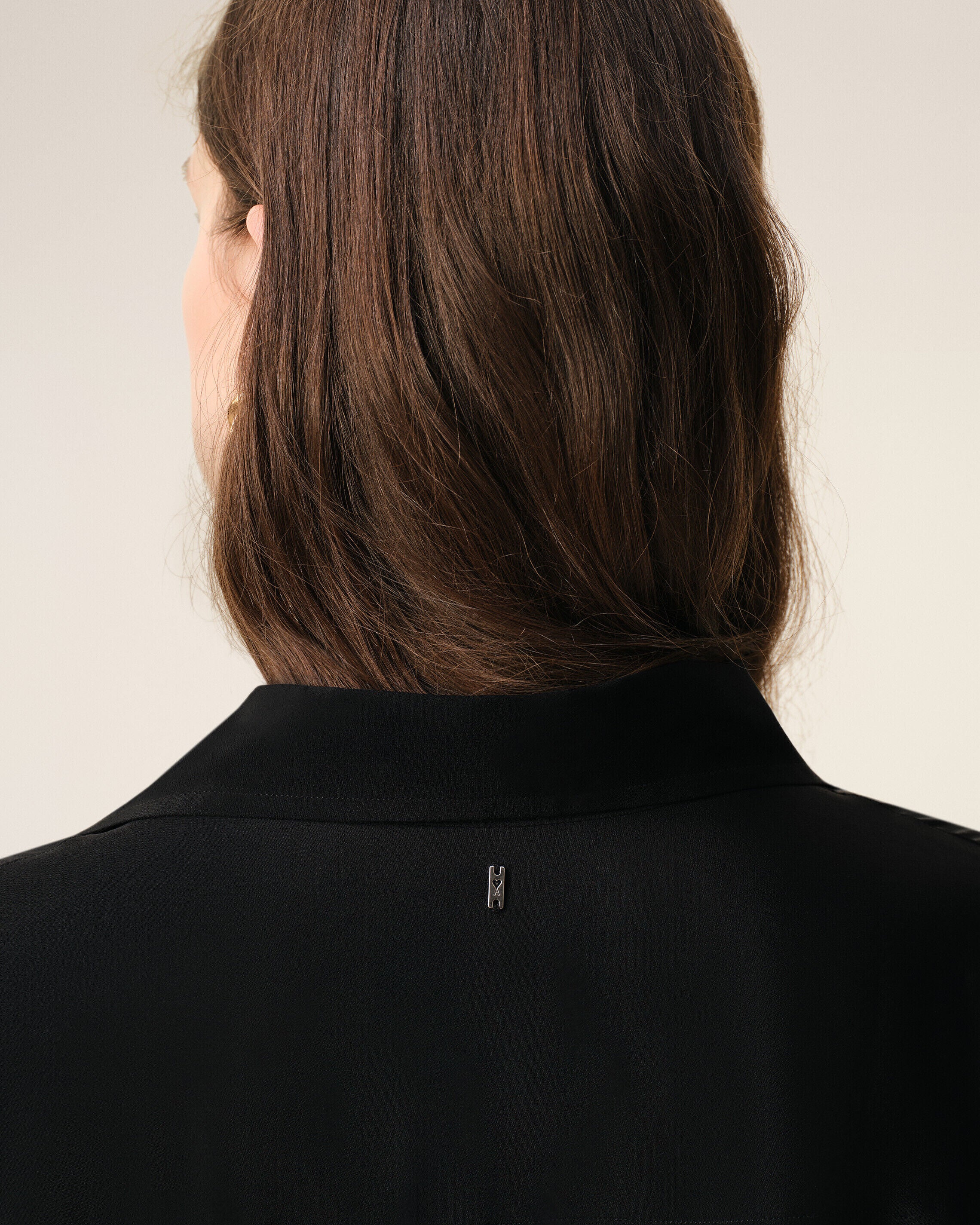 Black Blended Silk Sharp Collar Adjusted Shirt - 4