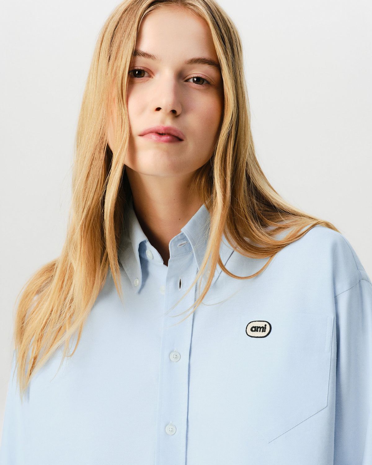 Chemise bleue courte en coton patch Ami - 4