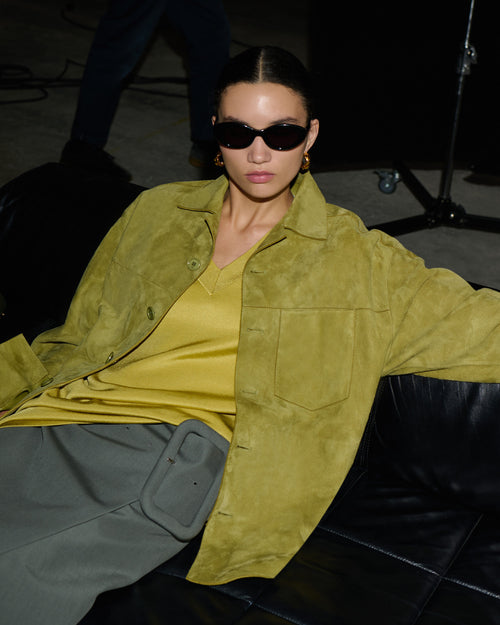 Grauer Midirock aus Schurwolle mit breiter Gürtelschnalle - 6 - Ami Paris