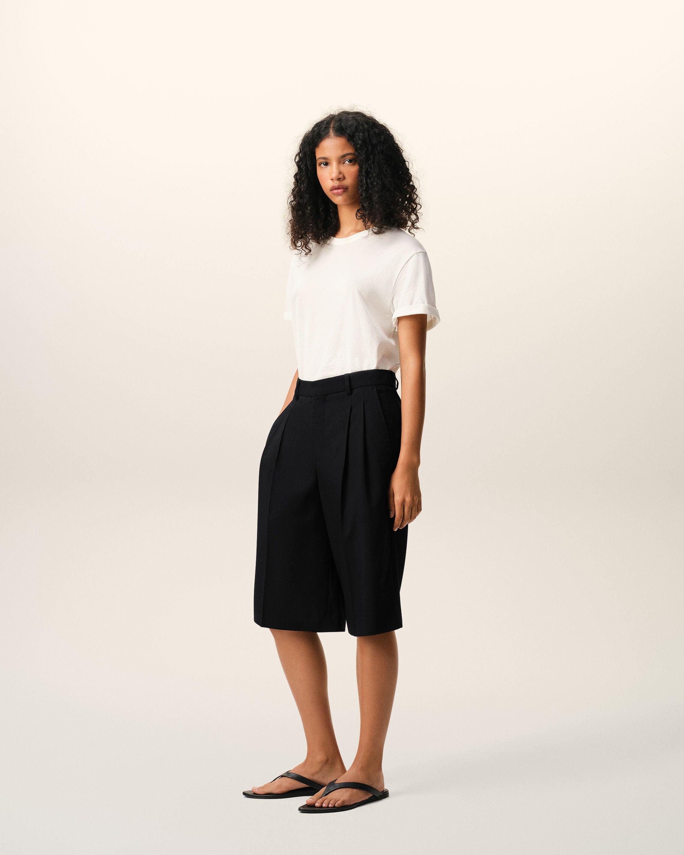 Black New Wool High Waist Wide Bermuda Shorts - 6