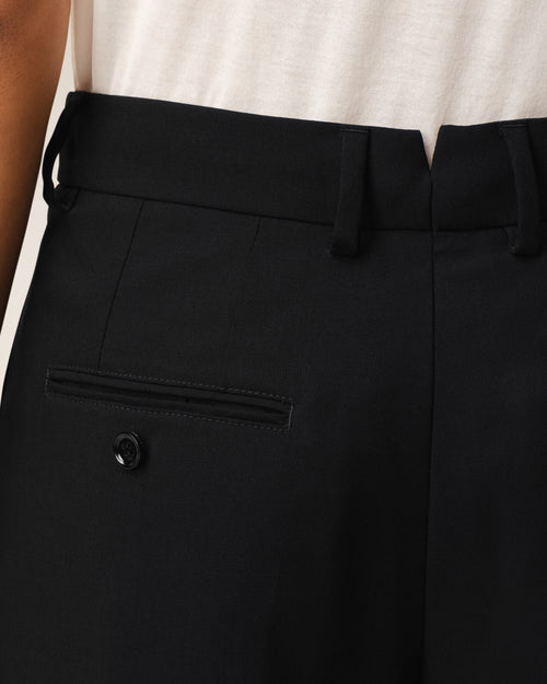 Black New Wool High Waist Wide Bermuda Shorts - Woman - 5 - AMI Paris - Ami Paris