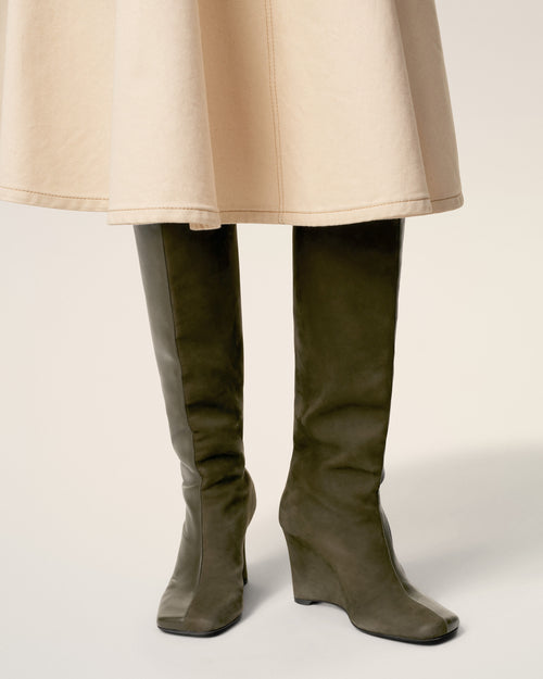                                     Green Leather Bicolor Knee High Boots - 3                                 - Ami Paris