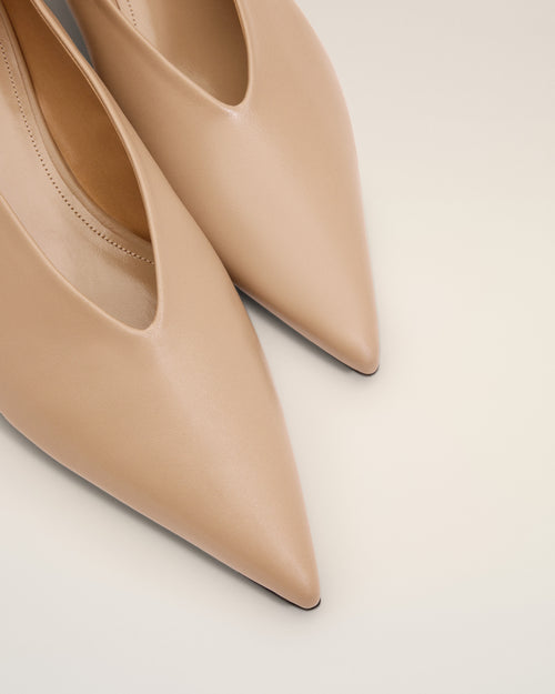 Beige Lamb Leather Pointed Toe Wedge Pump - Woman - 5 - AMI Paris - Ami Paris