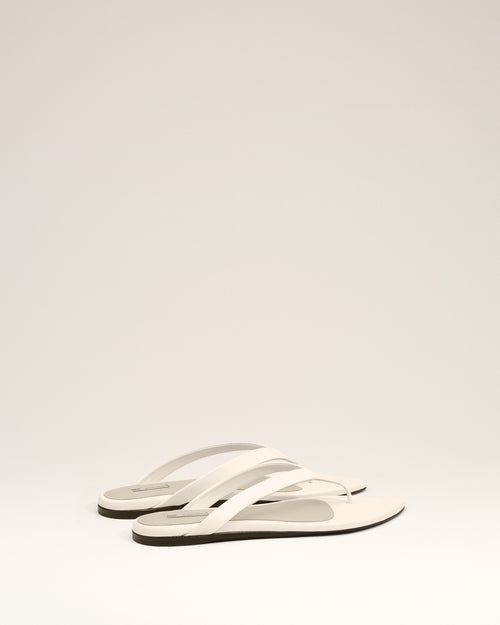 White Lamb Leather Pointed Toe Flip Flops - 4 - Ami Paris