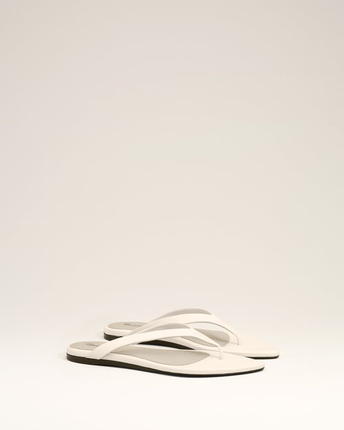 White Lamb Leather Pointed Toe Flip Flops - 3 - Ami Paris