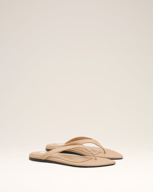 Tongs A Bout Pointu Beige en Cuir D'Agneau - Femme - 3 - AMI Paris - Ami Paris