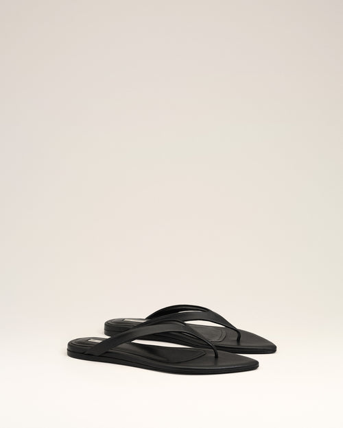 Black Lamb Leather Pointed Toe Flip Flops - 3 - Ami Paris
