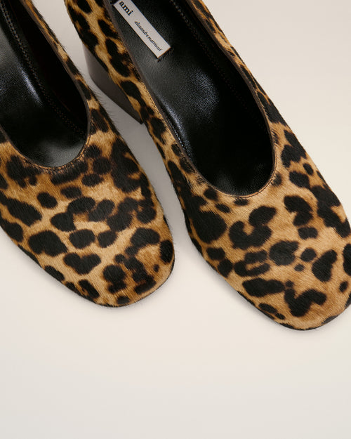 Pumps aus Kuhleder mit Leopardenmuster - Damen - 5 - AMI Paris - Ami Paris