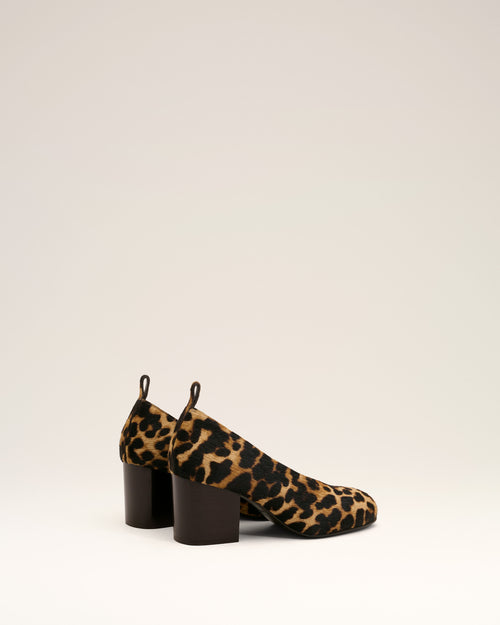 Pumps aus Kuhleder mit Leopardenmuster - Damen - 4 - AMI Paris - Ami Paris