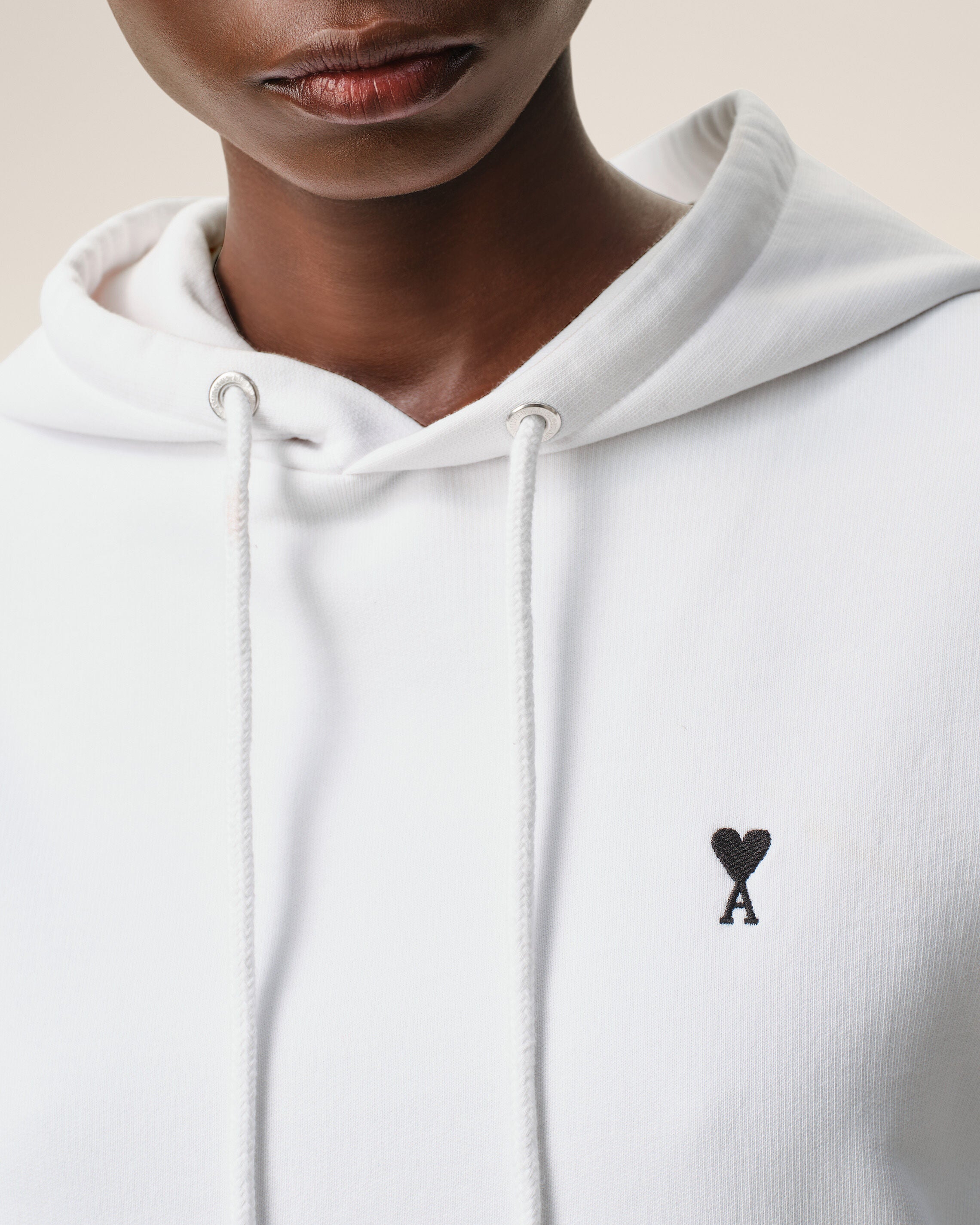 White Cotton Ami De Coeur Cropped Hoodie - 4