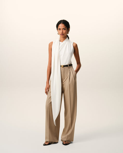                             White Jersey Sleeveless Lavalliere Top - 3                         - Ami Paris