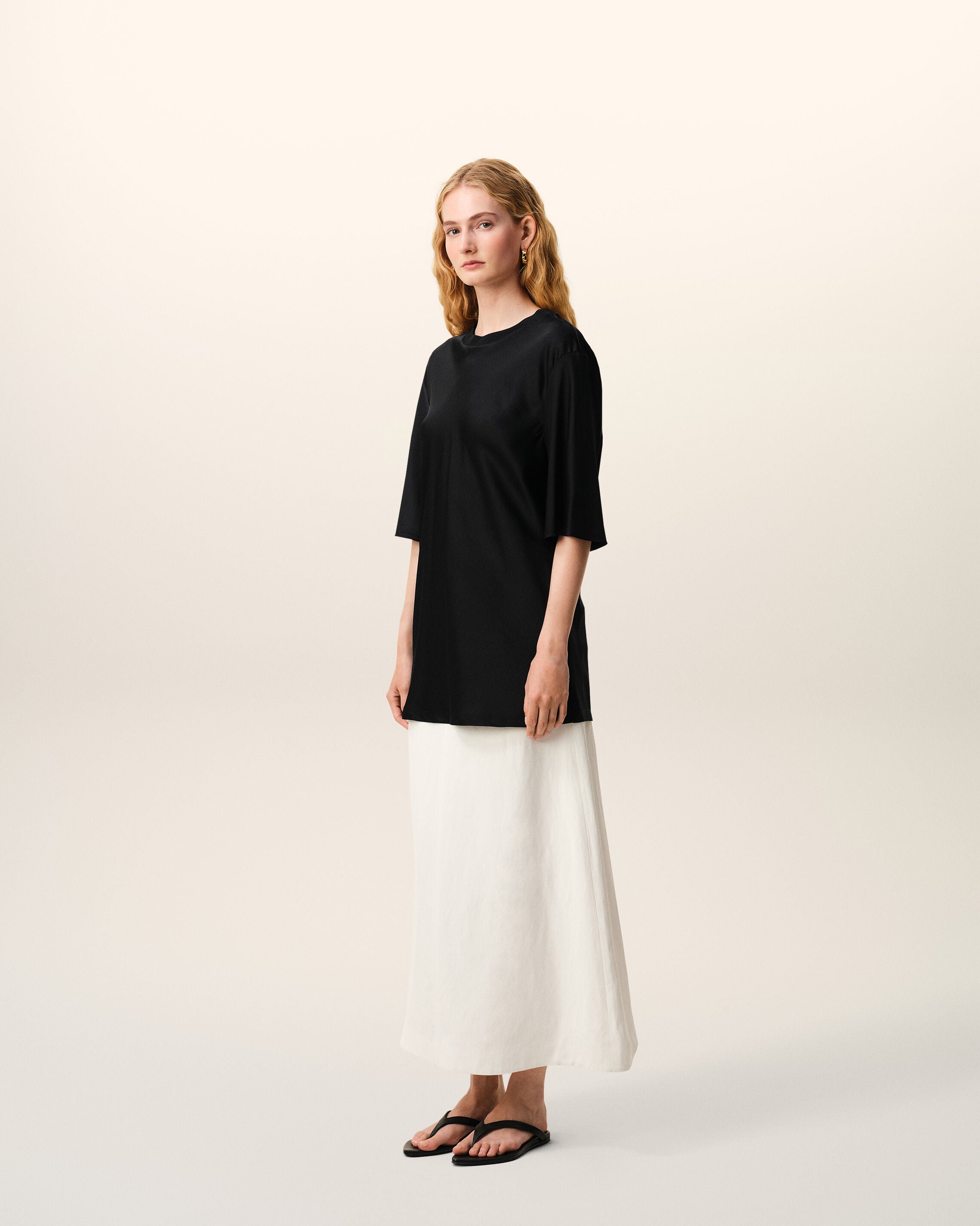 Black Satin Short Sleeves Rib Detail T-shirt - 6