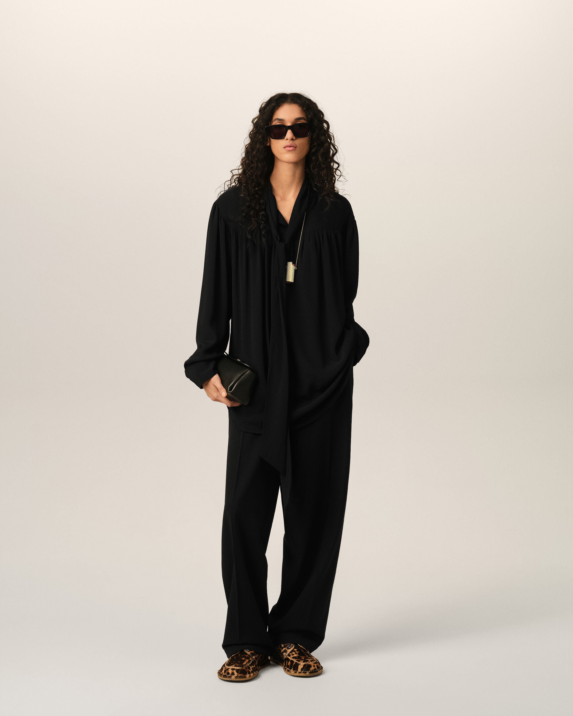 Black lavalliere silk-blend blouse - 3