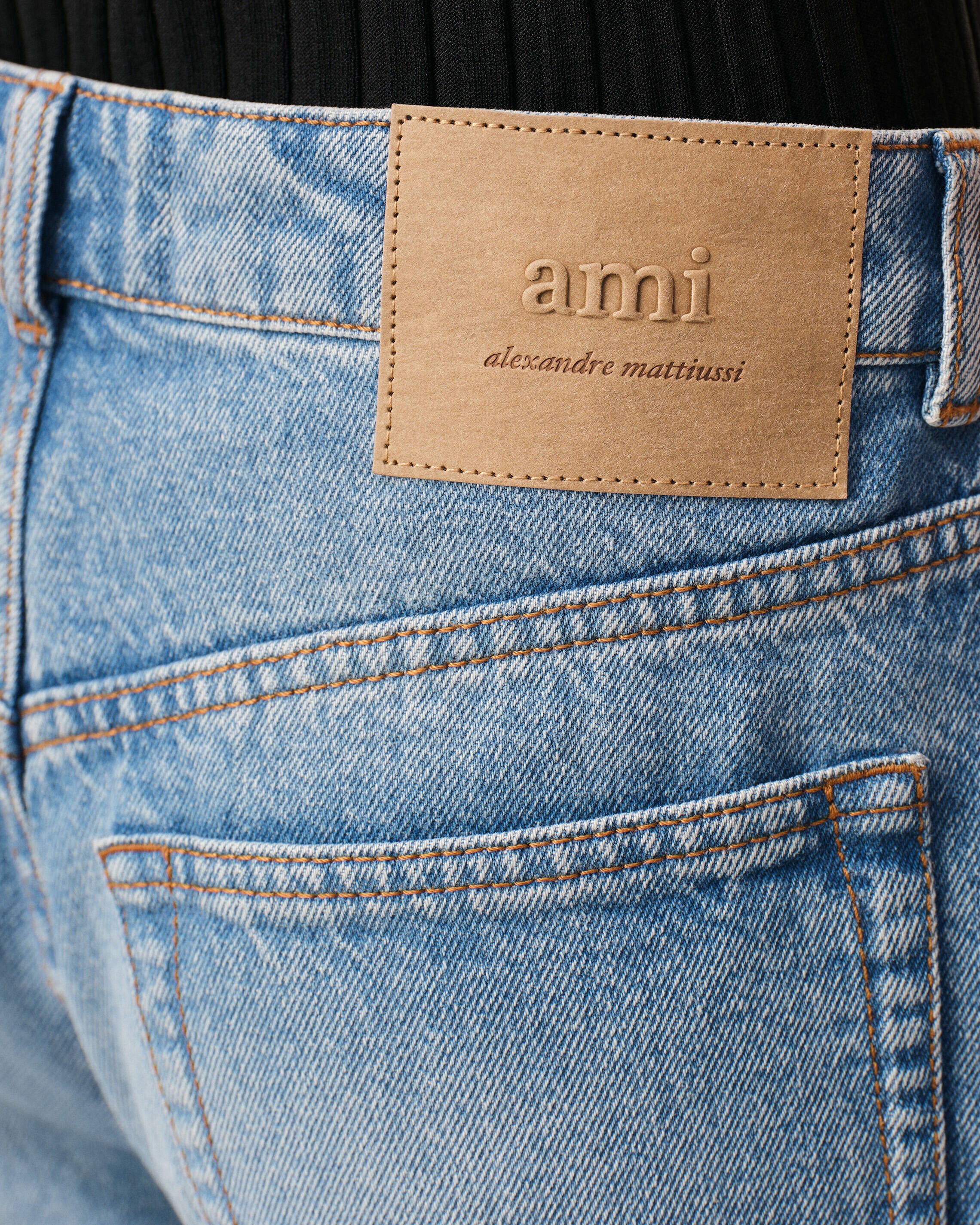 Blue Cotton Large Fit Jeans - 5