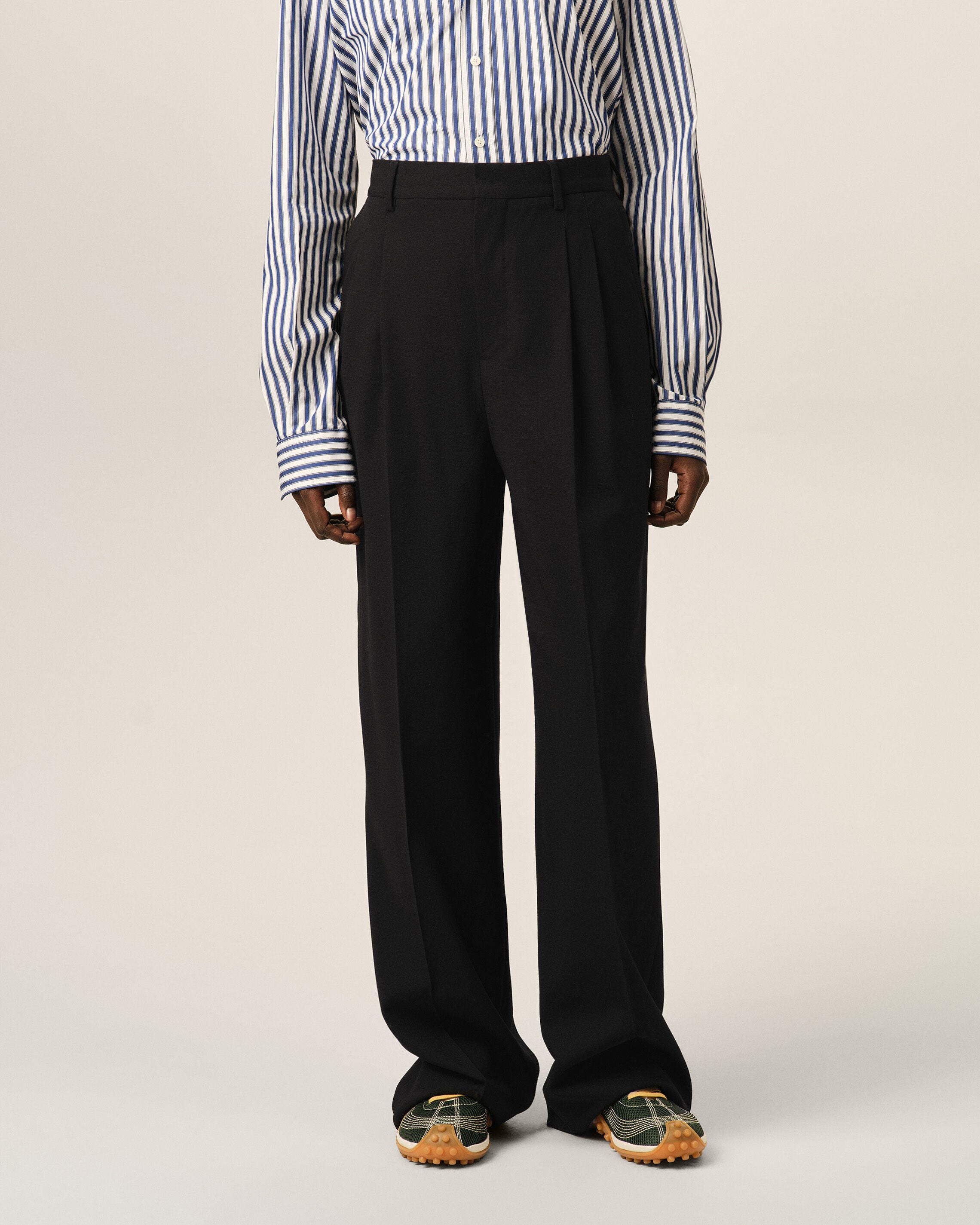 Black high-waisted wide-leg wool trousers - 3