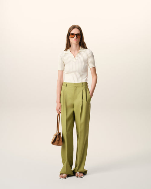 Pantalón ancho de talle bajo de lana virgen verde - 2 - Ami Paris