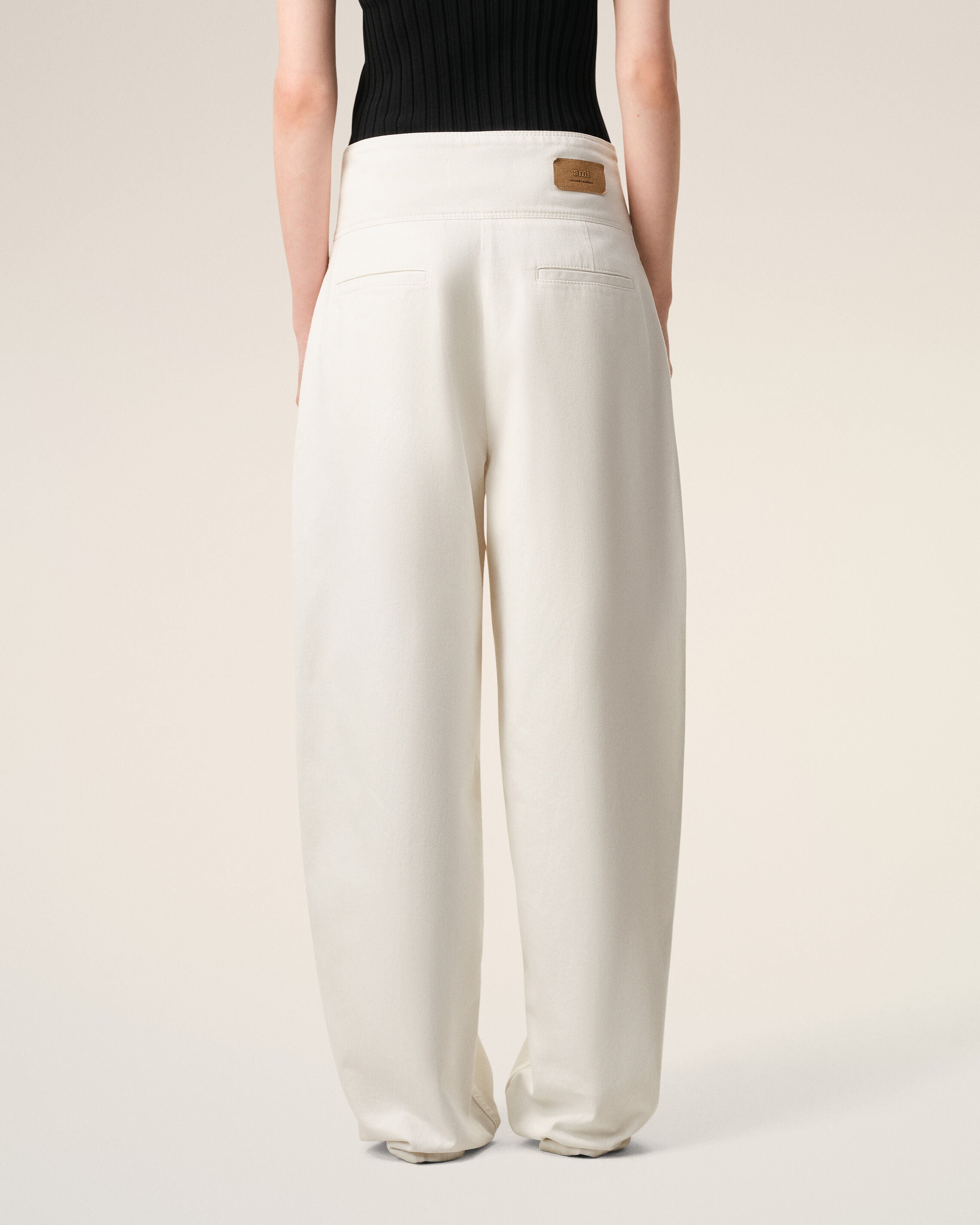 White Cotton Wrapped Belted Ballon Fit Jeans - 4