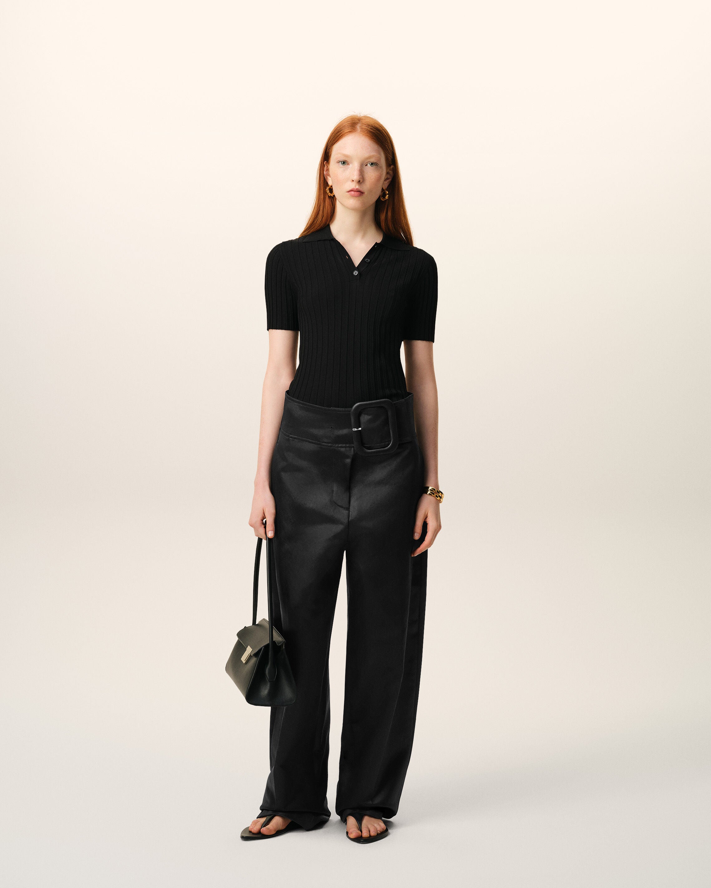 Pantalon Noir Avec Ceinture A Boucle en Satin - 2