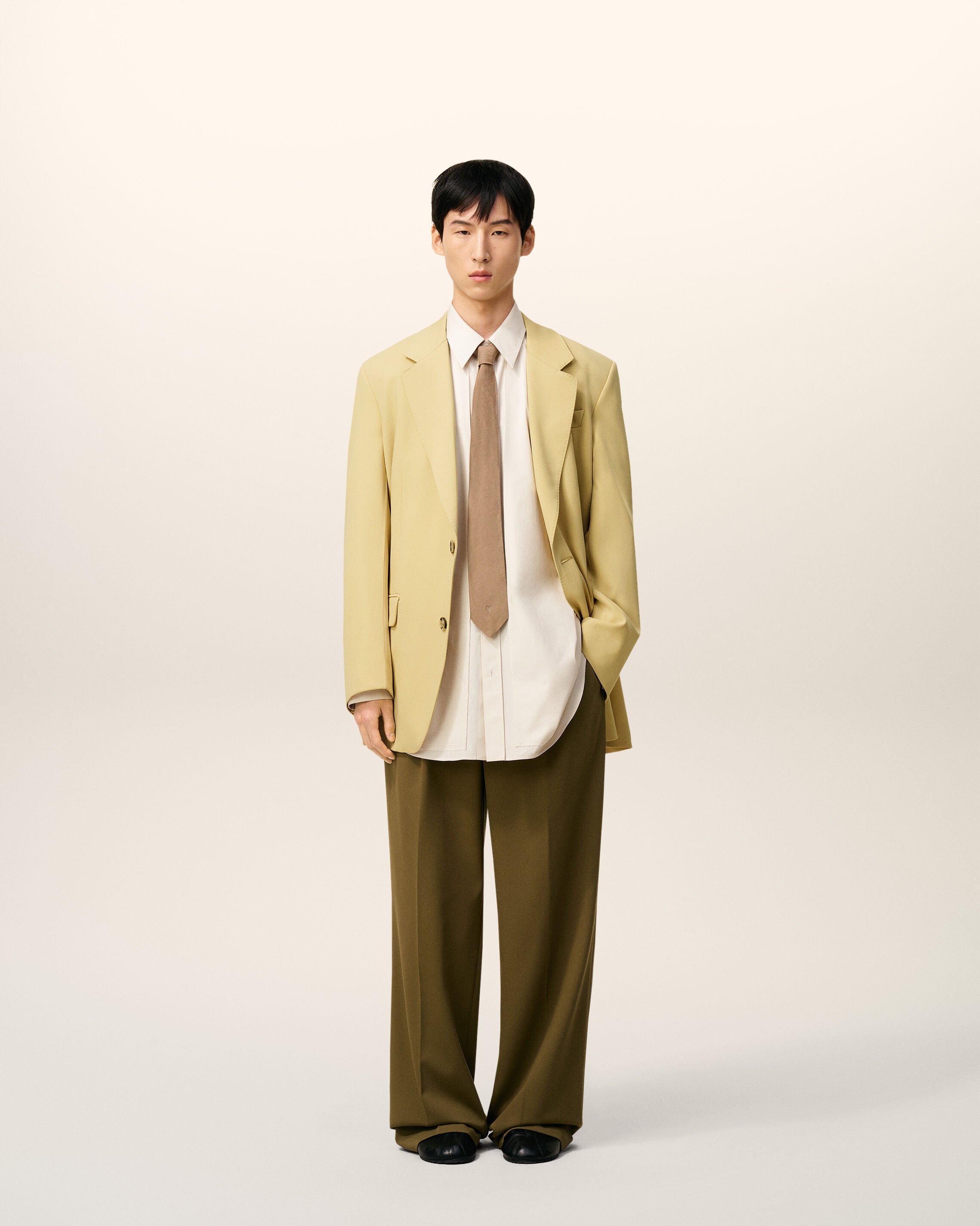 メンズ デザイナー ウェア | AMI PARIS