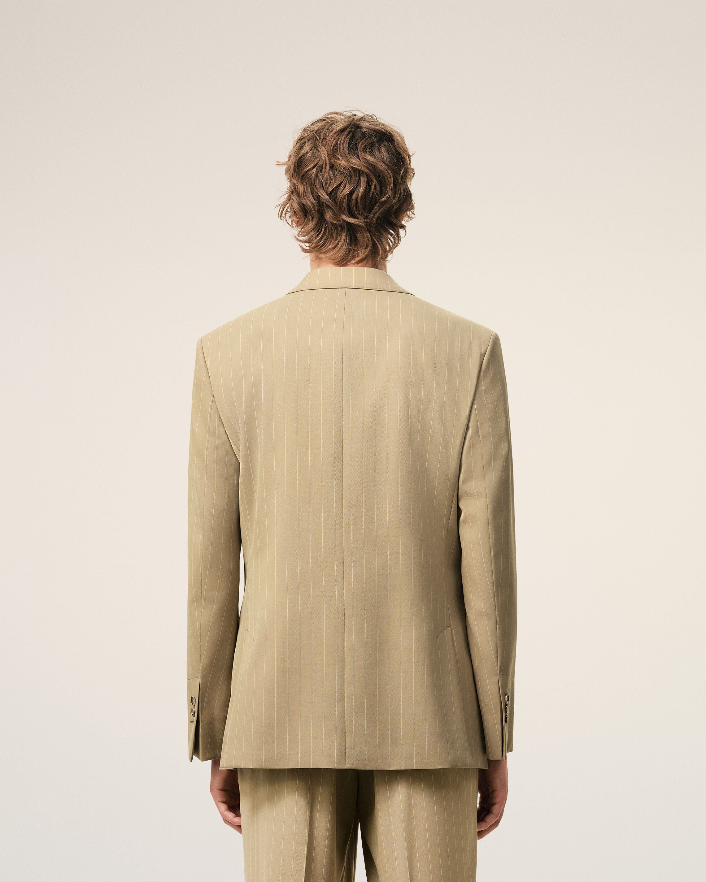 Chaqueta recta con cierre simple de lana virgen beige - 5