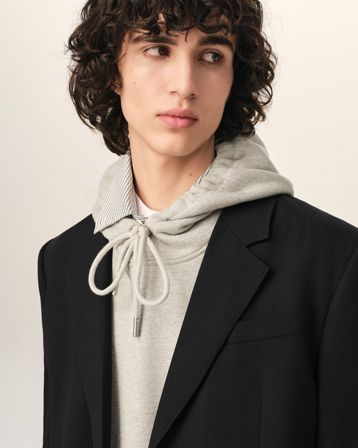Black single breasted straight-fit wool blazer - 4