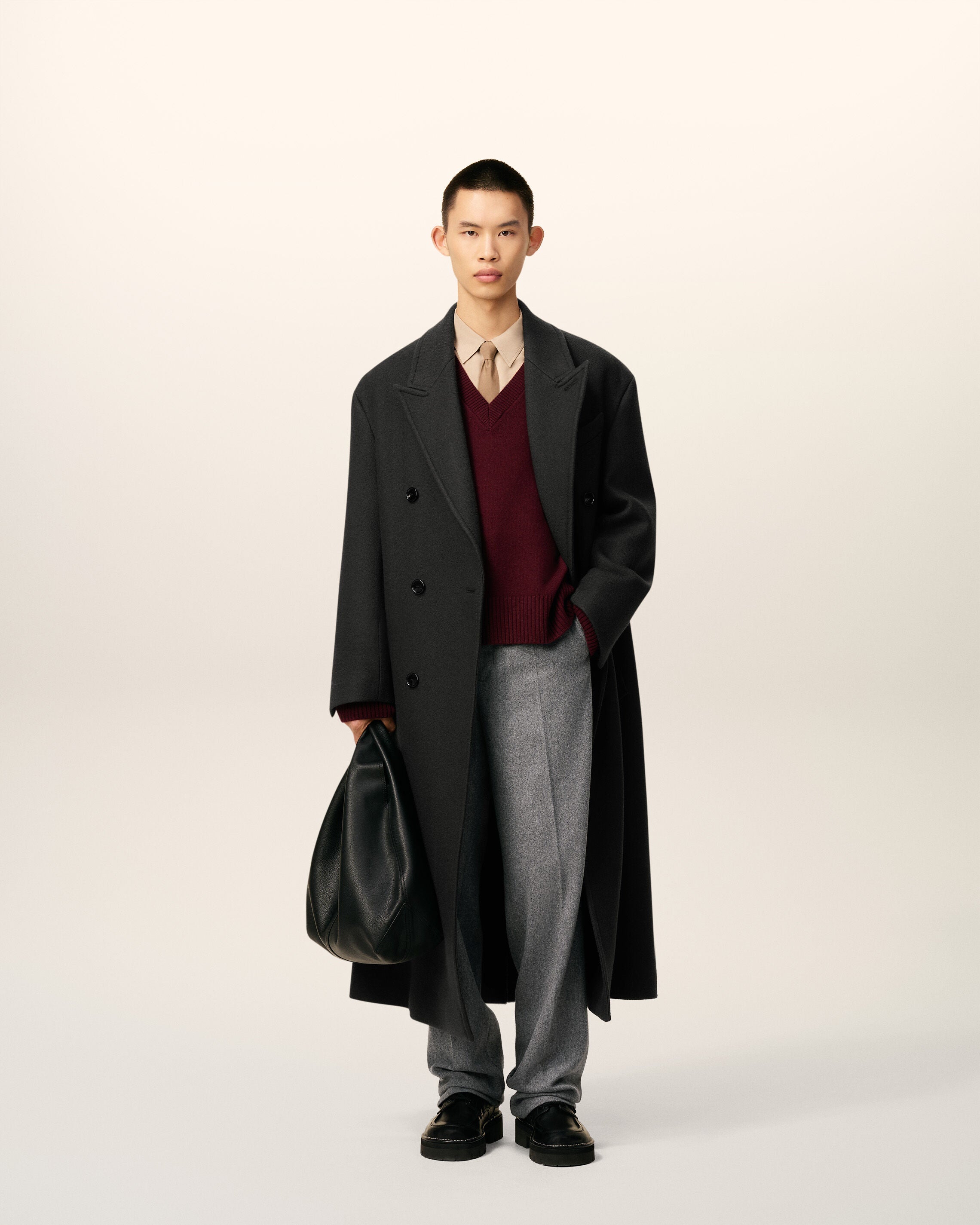 ダブルブレスト ロングコート ブラック ウール ダブルブレスト ロングコート アンスラサイト | AMI PARIS