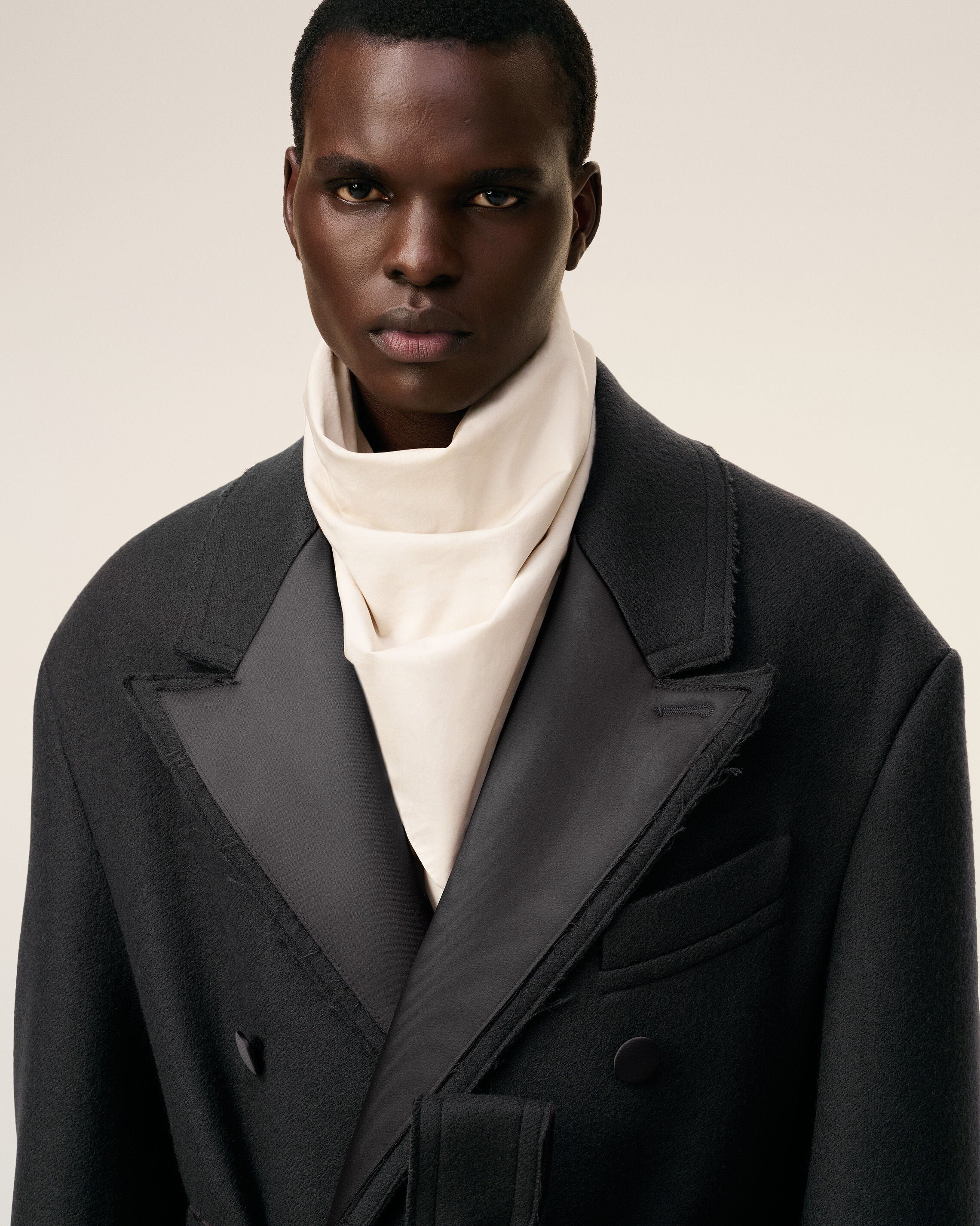 ブラック ウール スモッキング ダブルブレスト ロングコート アンスラ