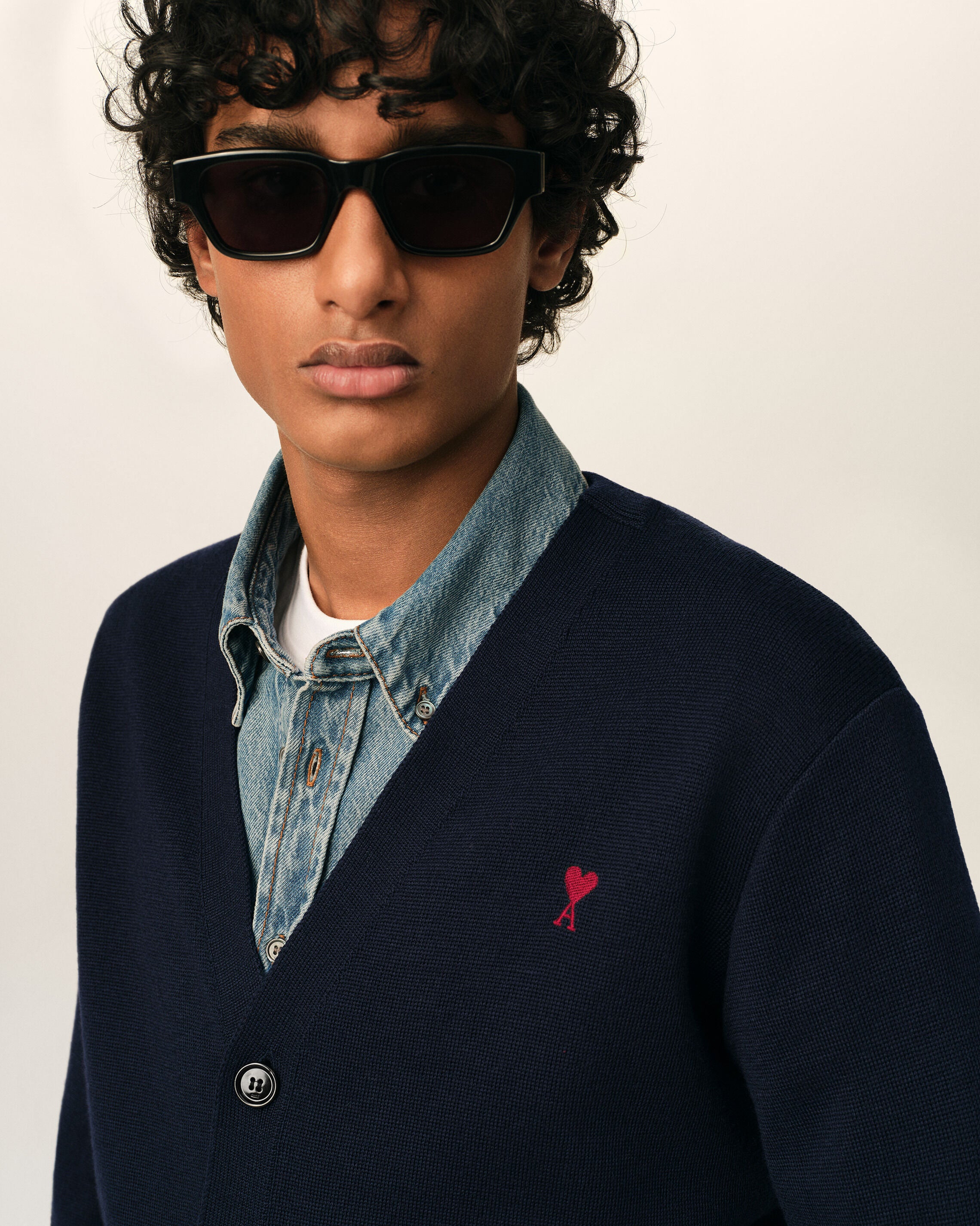 Blue V neck wool cardigan with Ami de Coeur - 4
