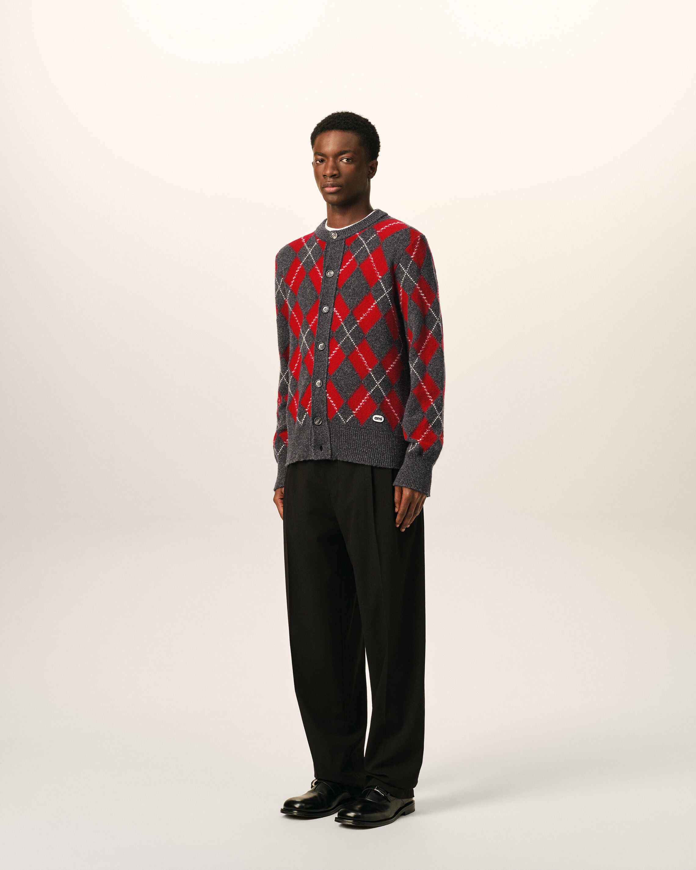 Grey wool cardigan in red argyle - 6