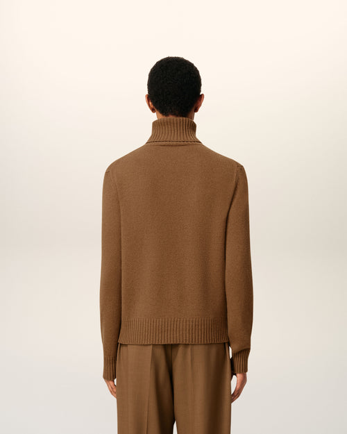 Ami De Coeur Rollkragenpullover aus braunem Kaschmir - 5 - Ami Paris