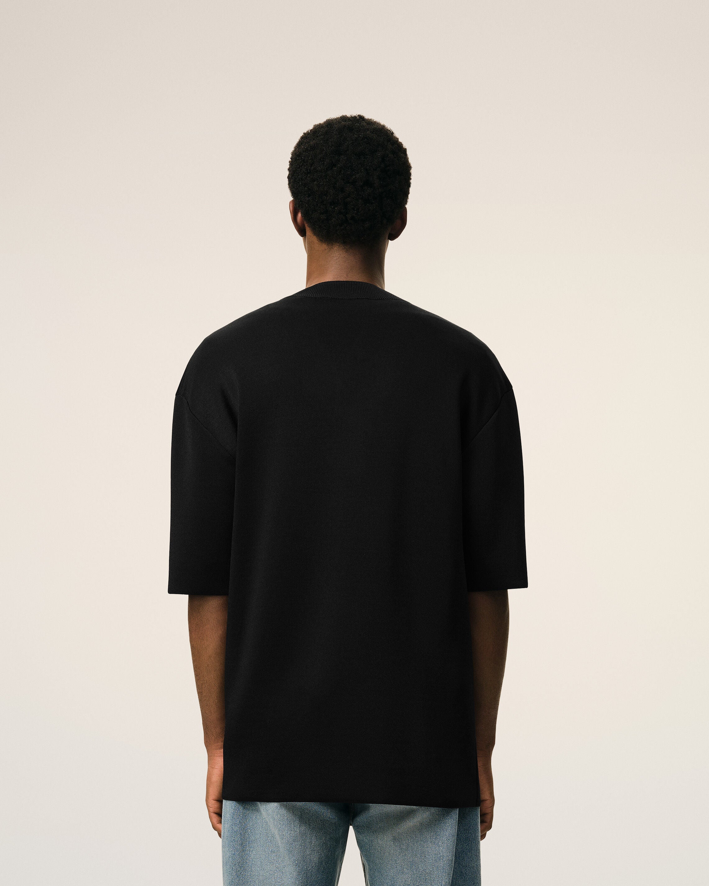 Pull Noir Col V Manches Courtes en Laine - 5
